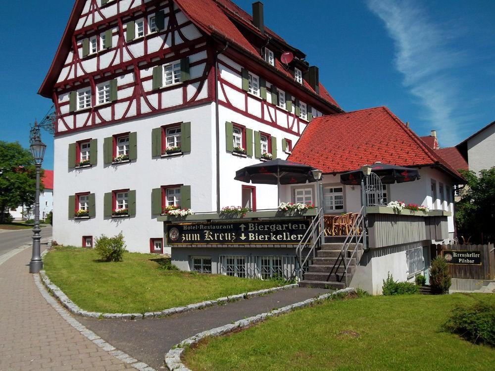 Gasthaus Hotel Zum Kreuz 스테튼암카튼마크트 외부 사진